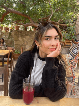 Damla Yağmurlu