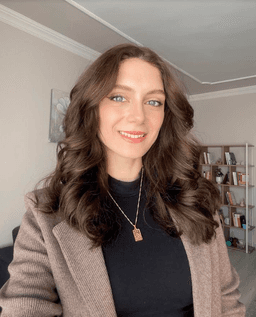 Handenur Özdemir