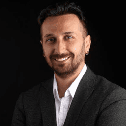 Onur Erdem Erdur