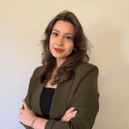 Kübra Özata
