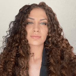 Nursena Sökücü