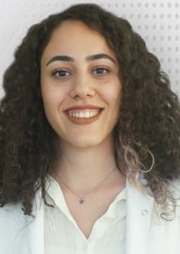 Gözde Deliahmetoğlu