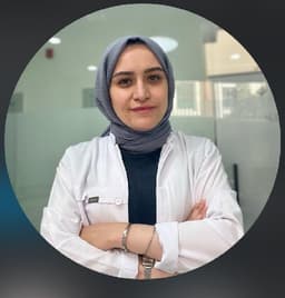 Büşra Ay