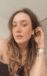 Gamze Akın