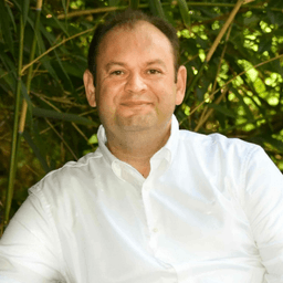 Deniz Doğruöz