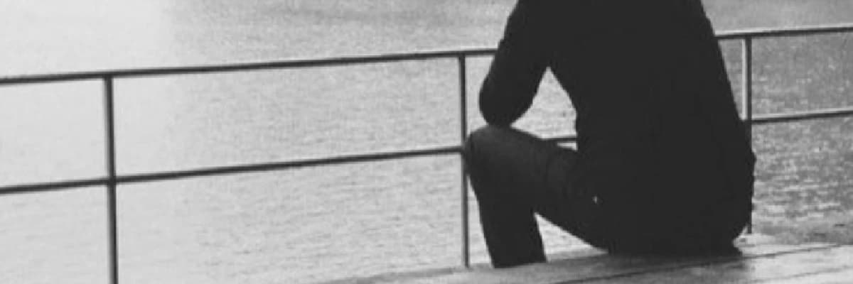 Kendini Terk Etmek: Asıl Yalnızlık Başkaları Gidince Değil, Kendinden Uzaklaşınca Başlar