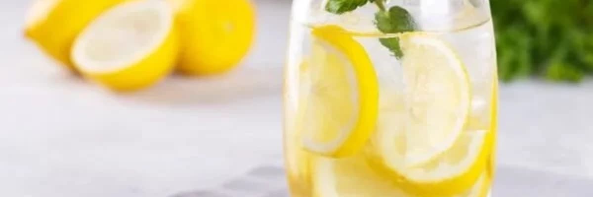 Limonlu Su Gerçekten Zayıflatır mı? Yoksa Bir Efsane mi?