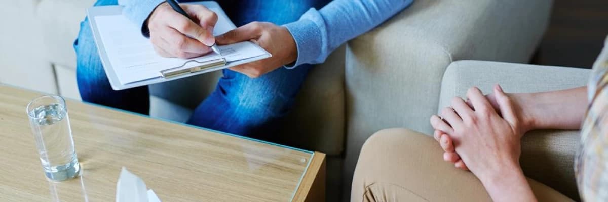 PANİK BOZUKLUK NEDİR? BELİRTİLERİ NELERDİR?