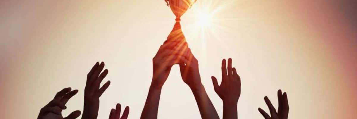 İlerlemek İçin Başkalarının Boyunu Kısaltmaya Çalışma; Çünkü Bu O Kişiye Değil, Senin Zararına Olacaktır