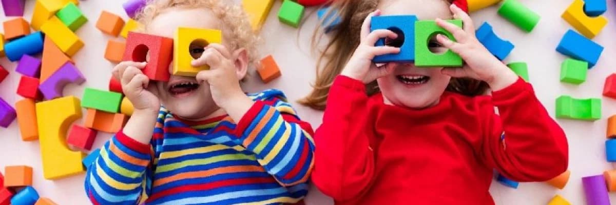 Gelişim düzeyine göre oyuncak seçimi