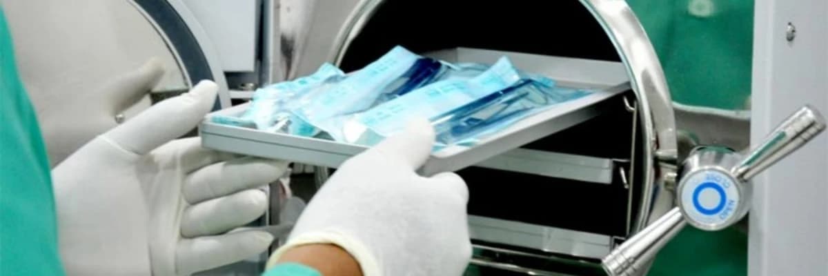 AYAK BAKIMLARINIZI YAPTIRIRKEN STERİLİZASYON VE DEZANFEKSİYONU ÖNEMİ