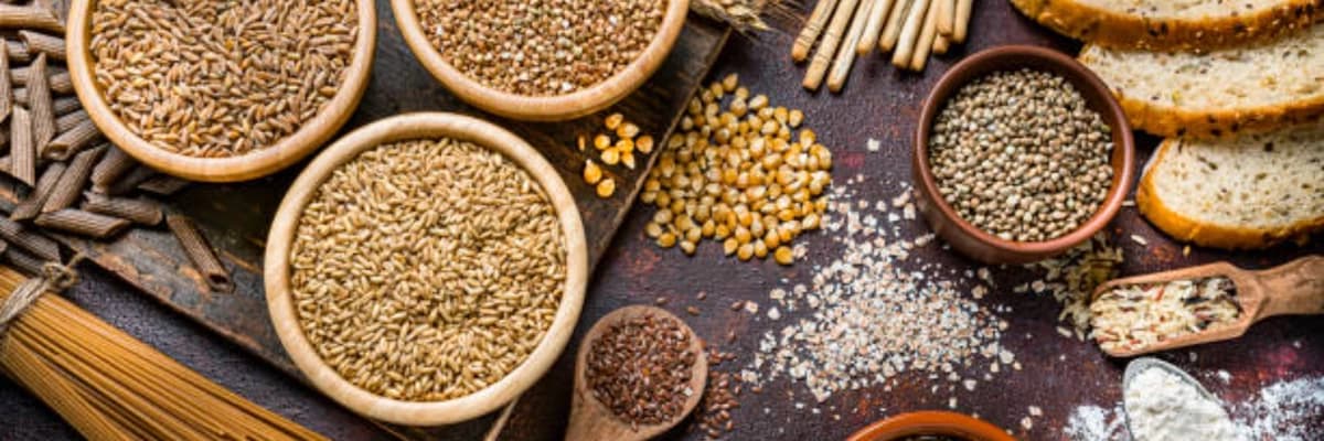 YETİŞKİNLERİN TAM TAHIL TÜKETİMİ VE TAM TAHILLARA İLİŞKİN TUTUMLARININ DEĞERLENDİRİLMESİ