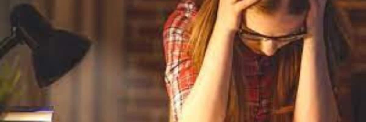 SINAV KAYGISIYLA NASIL BAŞAÇIKABİLİRİM?
