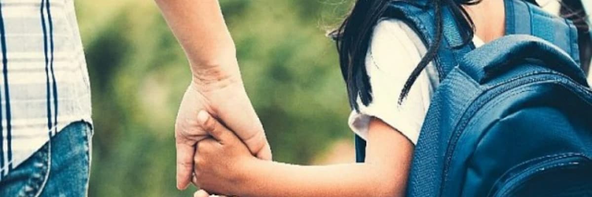 Okulun İlk Gününü Çocuğunuz İçin Kolaylaştırmak Elinizde