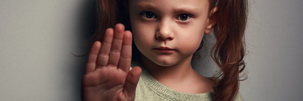 ÇOCUKLARIN BİLİNÇLİ VE SİSTEMATİK CİNSEL İSTİSMARI ; PEDOFİLİ ARAMIZDA !