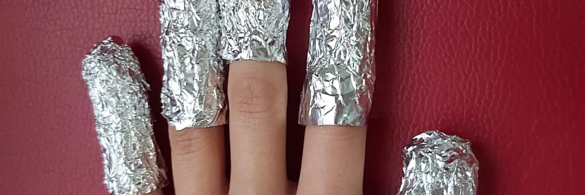 KALICI OJELER TIRNAĞA ZARAR VERİR Mİ?