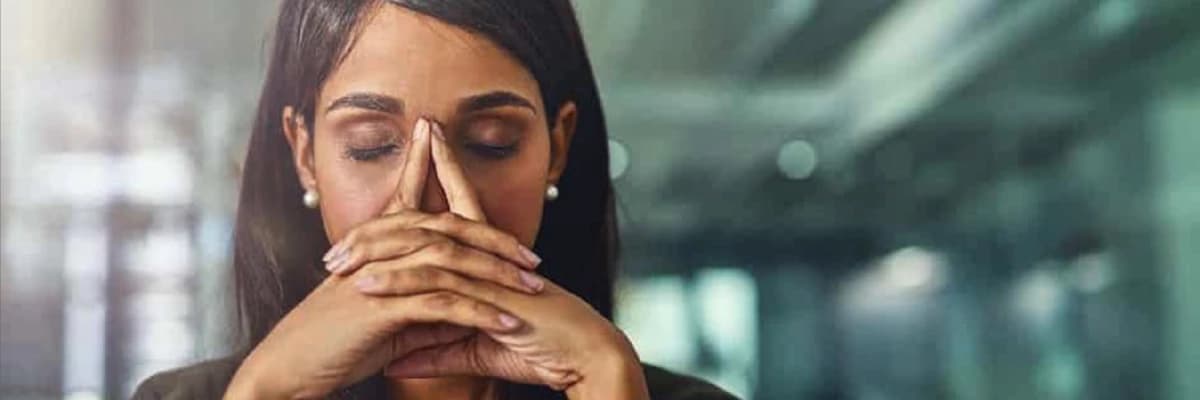 Yüksek İşlevli Depresyon: Görünmeyen Acıyı Anlamak ve Üstesinden Gelmek