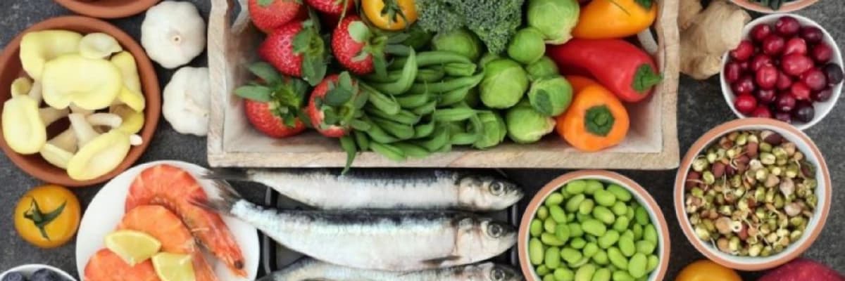 KANSERDEN KORUNMAK İÇİN NASIL BESLENMELİYİZ ?