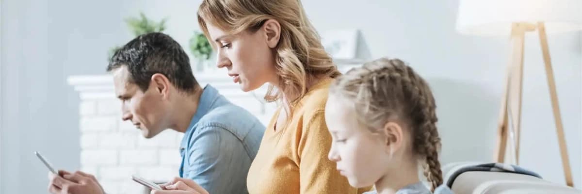 Dijital Çağda Aile İçi İletişim ve Duygusal Bağların Dönüşümü