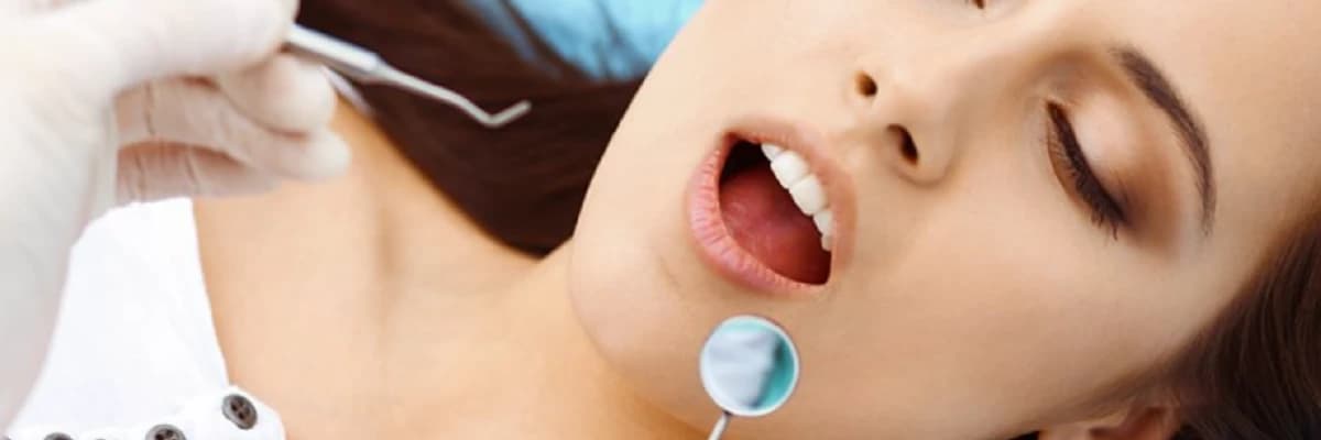 Pembe Estetik (Gingivoplasti)