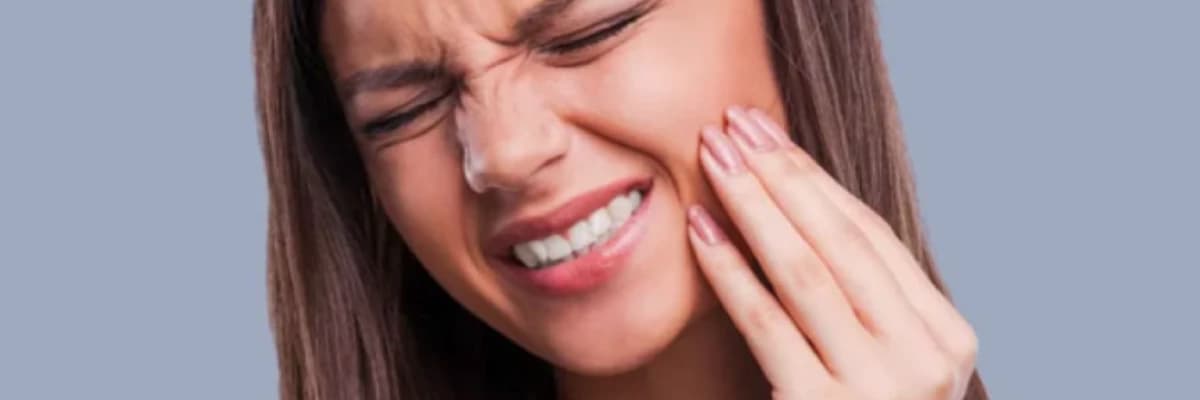 Yirmi Yaş Dişleri Neden Sorun Çıkarırlar?