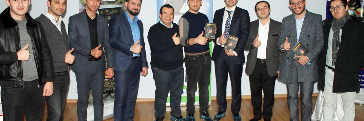 Yeni Sevgiliyle Ne Gibi Şakalar Yapabilirim? Ne Tür şakalar yapmamalıyım?