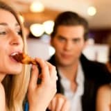 Restaurant ve fast-food yemeklerinin günlük enerji ve besin öğeleri yönünden karşılaştırılması
