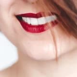 Gülümsemenizi Ertelemeyin!! Dental implantlar ile sağlıklı mutlu gülüşler mümkün!!!