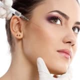 MEZOTERAPİ İLE GENÇLEŞİN