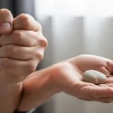 Öfke Kontrol Sorunu: Kişilik Özelliği mi, Duygu Düzenleme Güçlüğü mü?