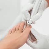 Ayak Bakımı Nasıl Yapılır? 👣✨ Sağlıklı ve Bakımlı Ayaklar İçin Önemli Öneriler