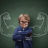 Çocuklarda özgüveni artırmak için şu yöntemlere başvurabilirsiniz: