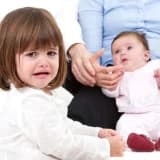 Kardeş Kıskançlığı ile Baş Etmenin 7 Yolu