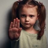 ÇOCUKLARIN BİLİNÇLİ VE SİSTEMATİK CİNSEL İSTİSMARI ; PEDOFİLİ ARAMIZDA !