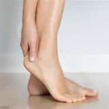 Ayak Peelingi Nedir? 👣✨ Ayak Peelingi Nasıl Yapılır, Gerçekten Gerekli mi?