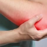 Dirsek Ağrısının Sık Görülen Nedeni: Tenisçi Dirseği