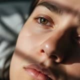 Yorgun Uyanmak: Dinlenmek Neden Bazen Yetmez?