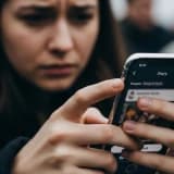 Story Atarken Bile Kaygılanmak: Sosyal Medyada Görünür Olma Baskısı