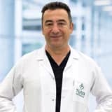 Op. Dr. Fikret İrkin Profil Fotoğrafı