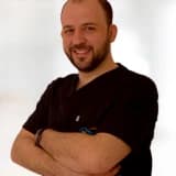 Dt. Serkan Emen Profil Fotoğrafı