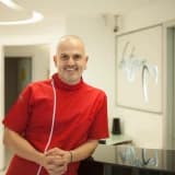 Prof. Dr. Dt. Tolga Akova