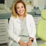 Dt. Esra Alparslan