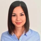 Fzt. Emine Kırmızı Profil Fotoğrafı