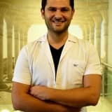 Uzm. Dr. Dt. Erol Karslı Profil Fotoğrafı