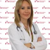 Uzm. Dr. Gonca Aylin Tuhta Profil Fotoğrafı