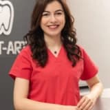 Dt. Ece Güner Profil Fotoğrafı