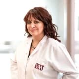 Uzm. Dr. Başak Yalçıner Profil Fotoğrafı