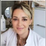 Dt. Ebru Yüksel Profil Fotoğrafı