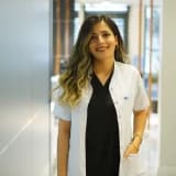 Dt. Özge Demir Kütahneci Profil Fotoğrafı