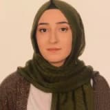 Uzman Dil ve Konuşma Terapisti Elif Nur Akdemir Çiçek Profil Fotoğrafı